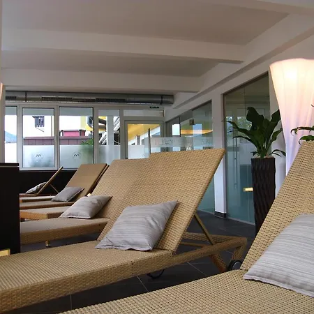 Hotel Moser - Ihr Mit Herz Weissensee